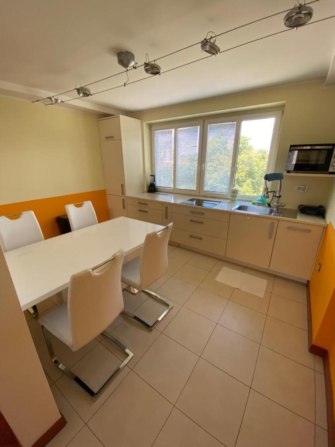 Apartma Berk Apartment ลูบลิยานา ภายนอก รูปภาพ